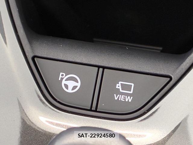 Toyota Crown Sports 2024-04 7020269-19