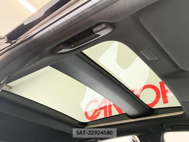 Toyota Crown Sports 2024-04 7020269-7