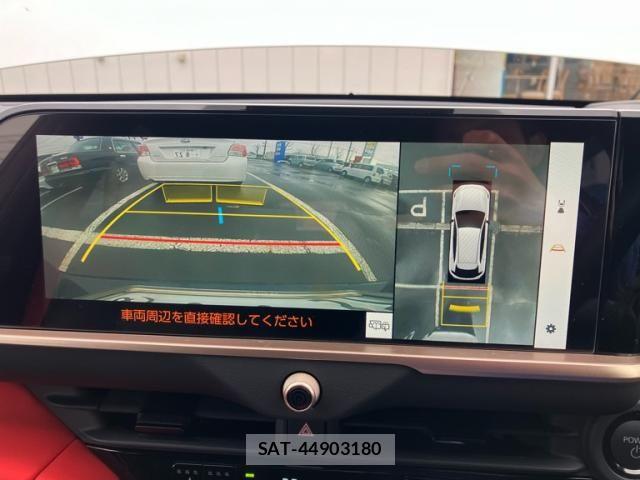 Toyota Crown Sports 2024-03 7058077-19