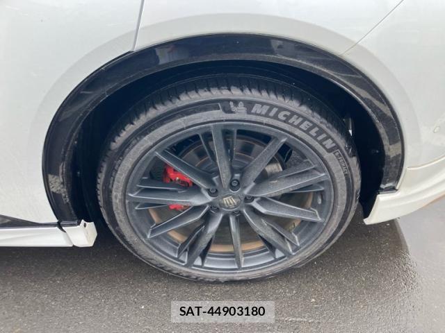 Toyota Crown Sports 2024-03 7058077-5