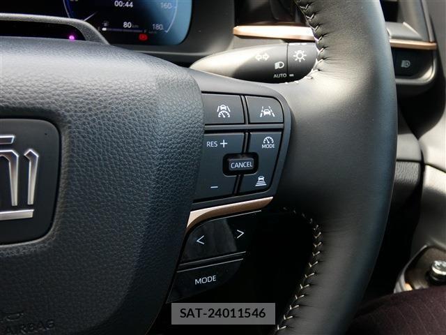 Toyota Crown Sports 2025-03 7058080-13