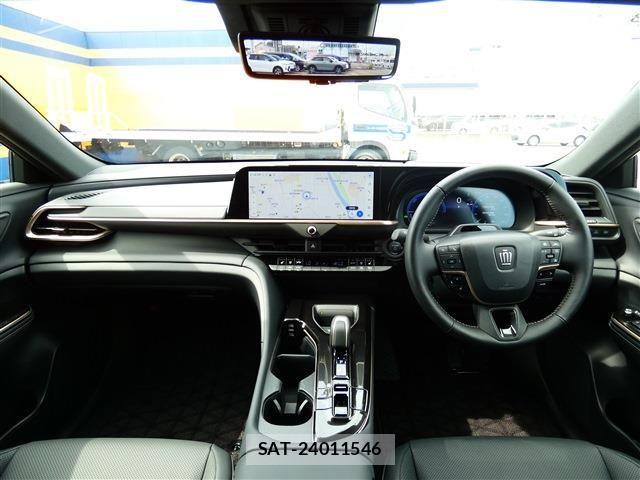 Toyota Crown Sports 2025-03 7058080-1