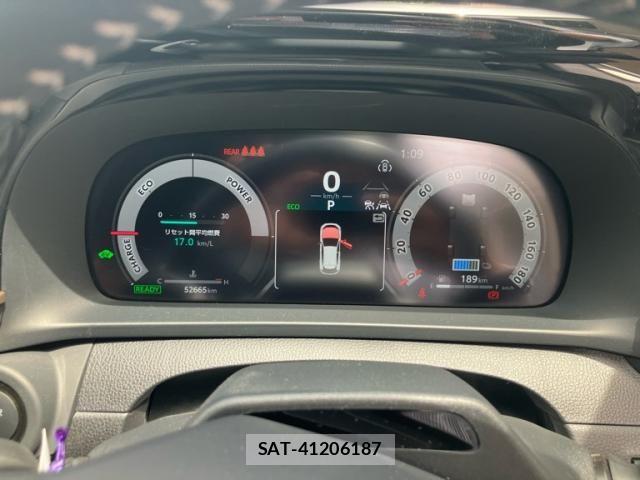Toyota Crown Sports 2024-03 7216732-21