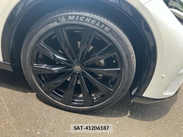 Toyota Crown Sports 2024-03 7216732-2