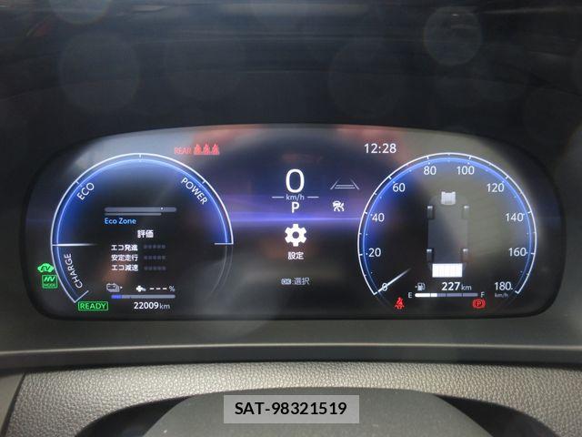 Toyota Crown Sports 2024-04 7216734-16