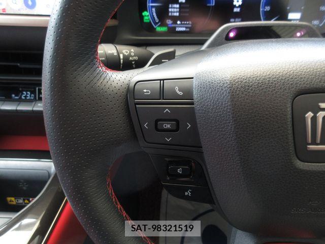 Toyota Crown Sports 2024-04 7216734-23