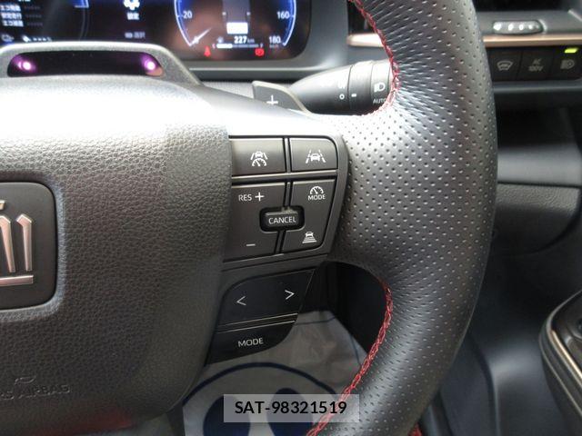 Toyota Crown Sports 2024-04 7216734-24