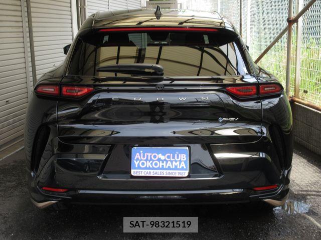 Toyota Crown Sports 2024-04 7216734-28