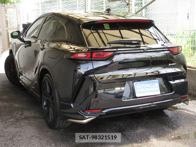 Toyota Crown Sports 2024-04 7216734-29