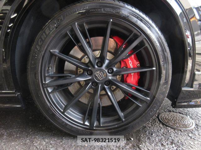 Toyota Crown Sports 2024-04 7216734-4