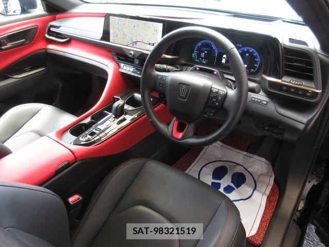 Toyota Crown Sports 2024-04 7216734-6
