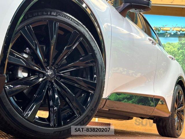 Toyota Crown Sports 2024-09 7216736-14