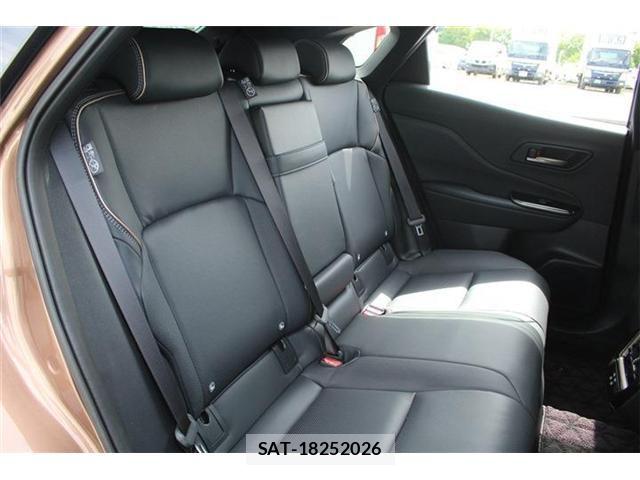 Toyota Crown Sports 2024-11 7216739-23