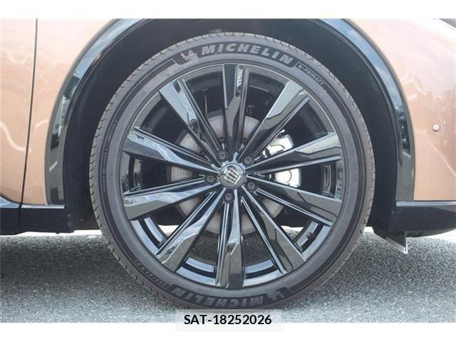 Toyota Crown Sports 2024-11 7216739-5