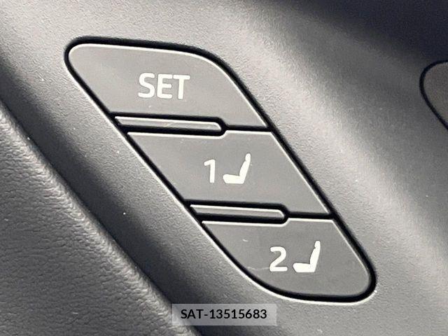 Toyota Crown Sports 2023-12 7216728-10