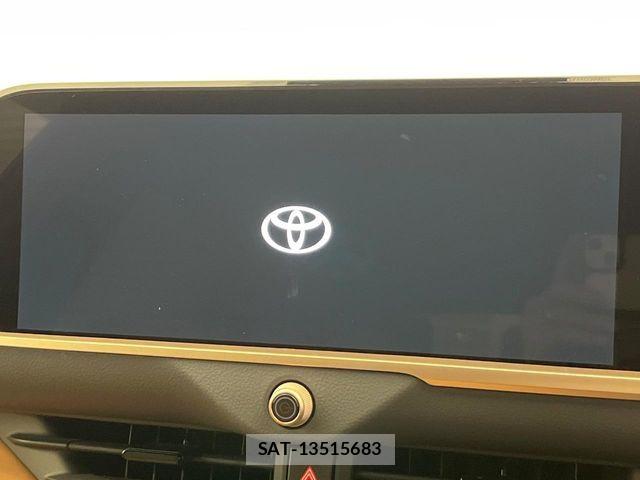 Toyota Crown Sports 2023-12 7216728-3