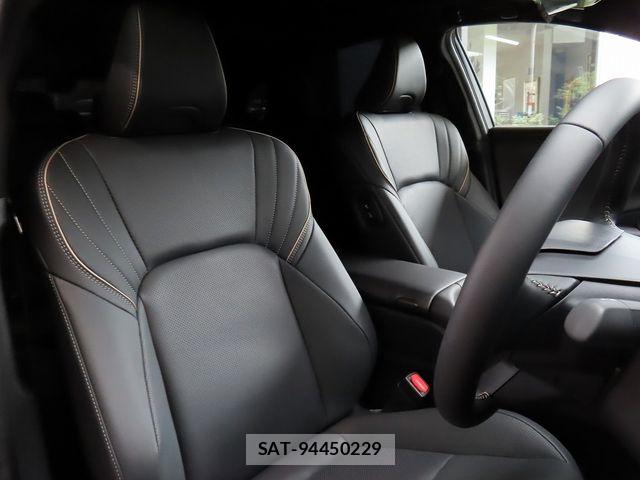 Toyota Crown Sports 2026-02 7216740-14