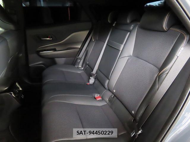 Toyota Crown Sports 2026-02 7216740-24