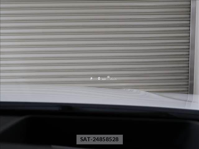 Toyota Crown Sports 2025-03 7216737-12