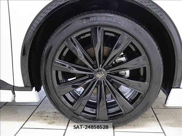 Toyota Crown Sports 2025-03 7216737-16