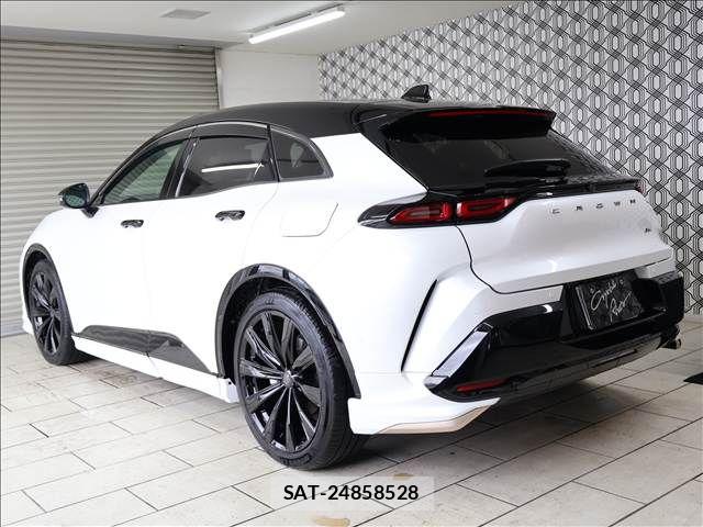 Toyota Crown Sports 2025-03 7216737-1