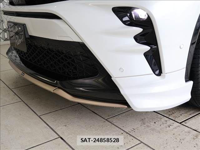 Toyota Crown Sports 2025-03 7216737-6