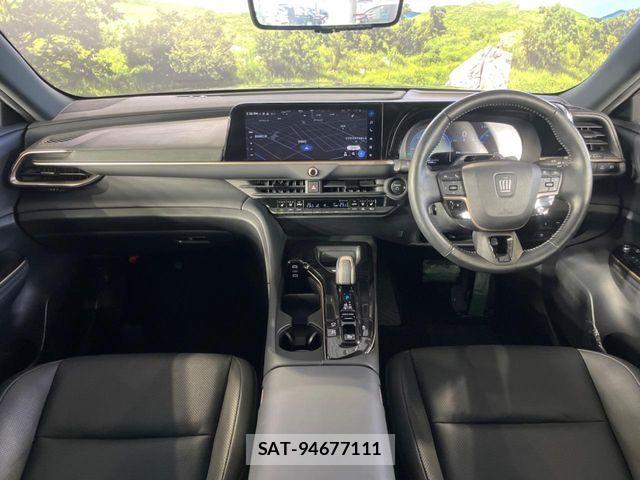 Toyota Crown Sports 2023-12 7216729-1