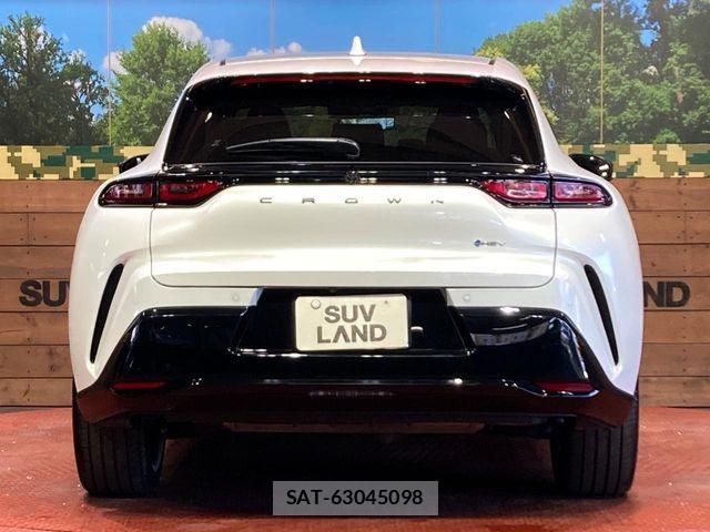 Toyota Crown Sports 2024-03 7216733-14