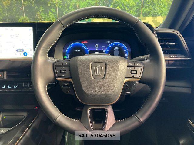Toyota Crown Sports 2024-03 7216733-7