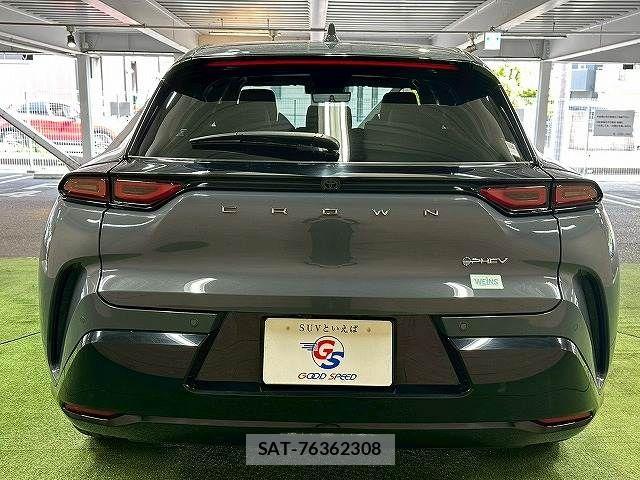 Toyota Crown Sports 2024-06 7216735-18