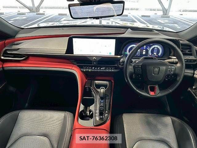 Toyota Crown Sports 2024-06 7216735-2