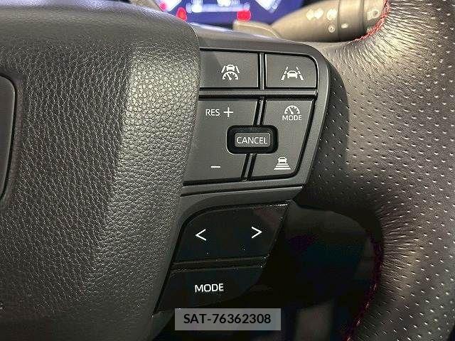 Toyota Crown Sports 2024-06 7216735-5