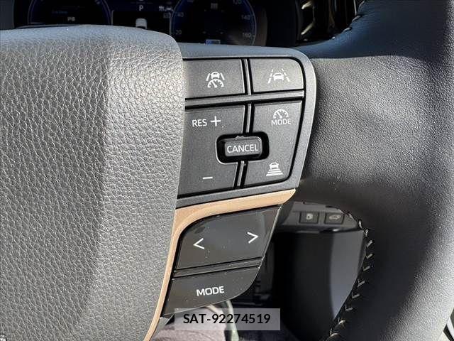 Toyota Crown Sports 2025-05 7250307-5