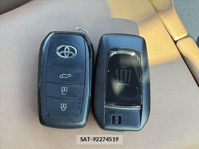Toyota Crown Sports 2025-05 7250307-6