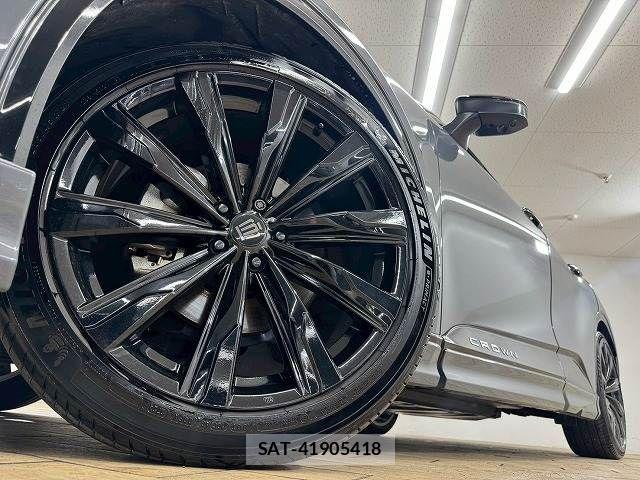 Toyota Crown Sports 2024-09 7250308-19