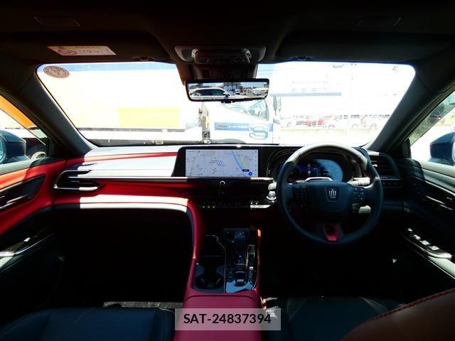 Toyota Crown Sports 2025-03 7250310-1