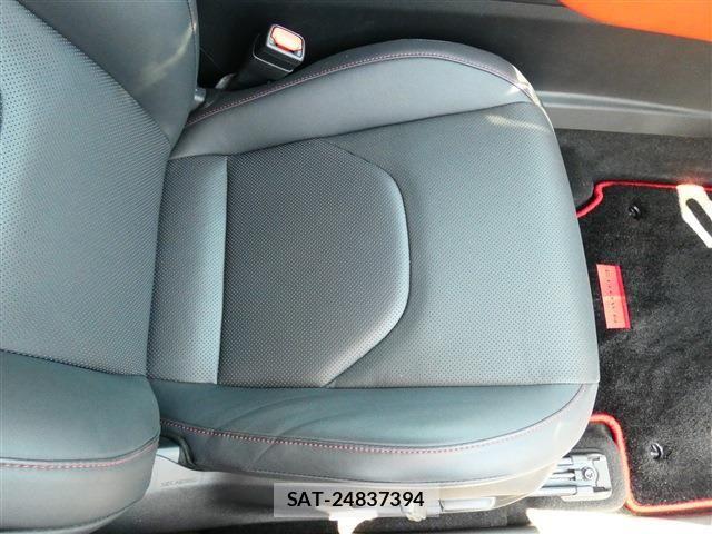 Toyota Crown Sports 2025-03 7250310-27