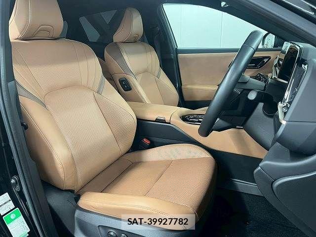 Toyota Crown Sports 2023-11 7250309-4