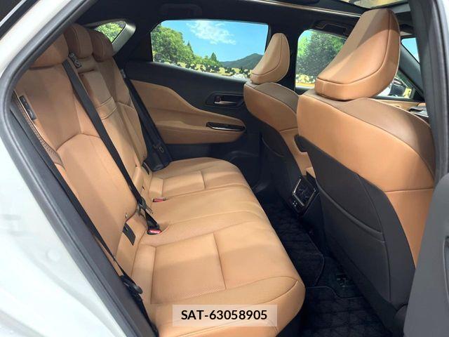Toyota Crown Sports 2024-03 7250306-9