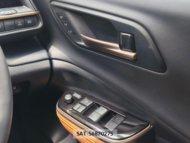 Toyota Crown Sports 2024-02 7271756-19