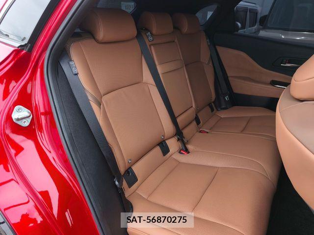 Toyota Crown Sports 2024-02 7271756-4