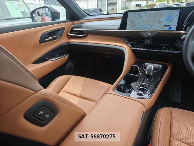 Toyota Crown Sports 2024-02 7271756-8