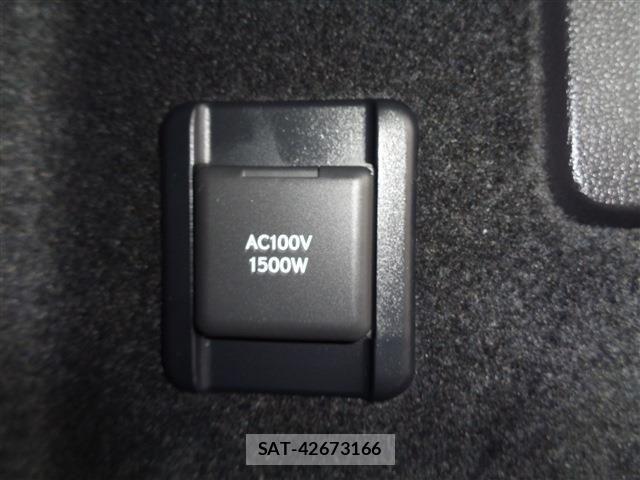 Toyota Crown Sports 2025-11 7326430-14