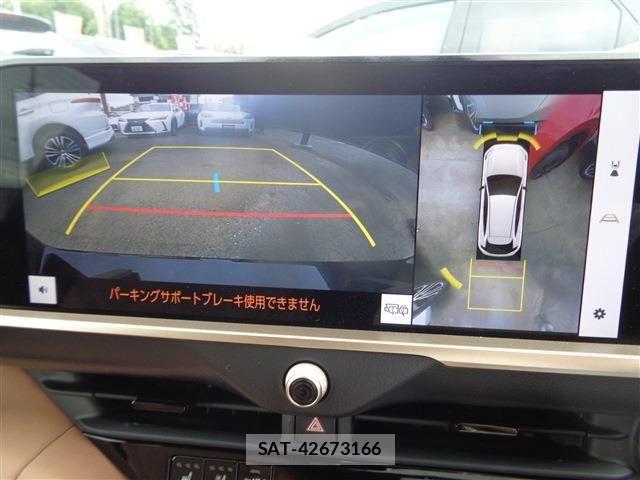 Toyota Crown Sports 2025-11 7326430-22