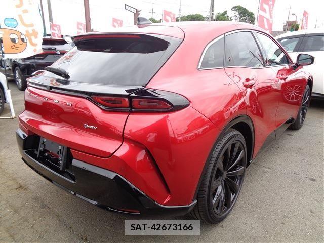 Toyota Crown Sports 2025-11 7326430-7