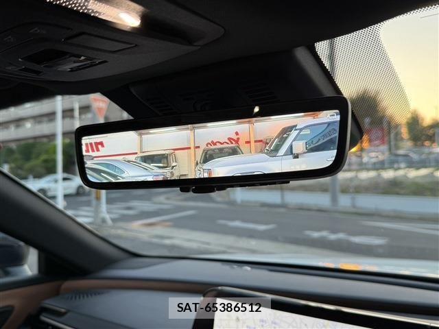 Toyota Crown Sports 2023-12 7326425-16