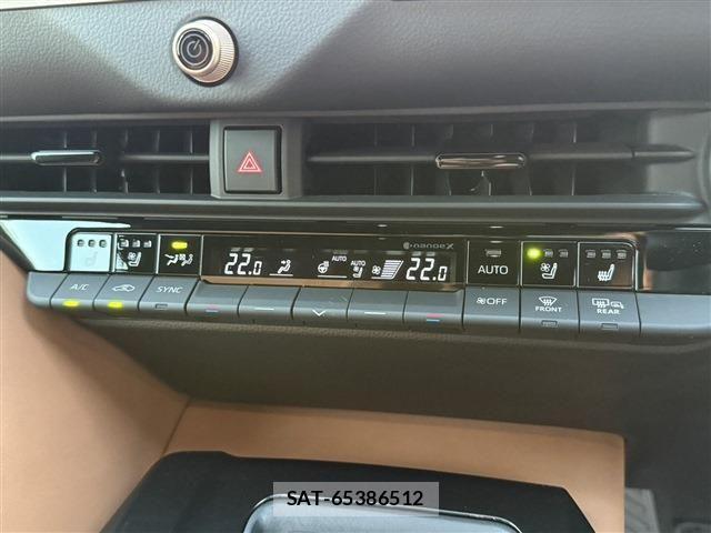 Toyota Crown Sports 2023-12 7326425-17