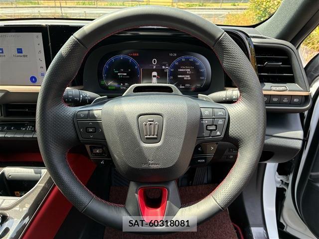Toyota Crown Sports 2025-03 7326427-13
