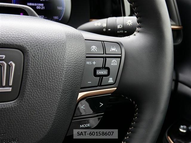 Toyota Crown Sports 2023-10 7326428-14