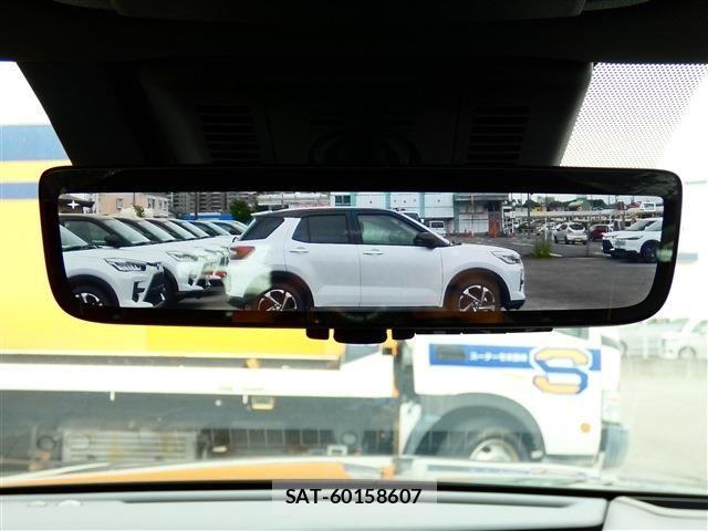 Toyota Crown Sports 2023-10 7326428-18